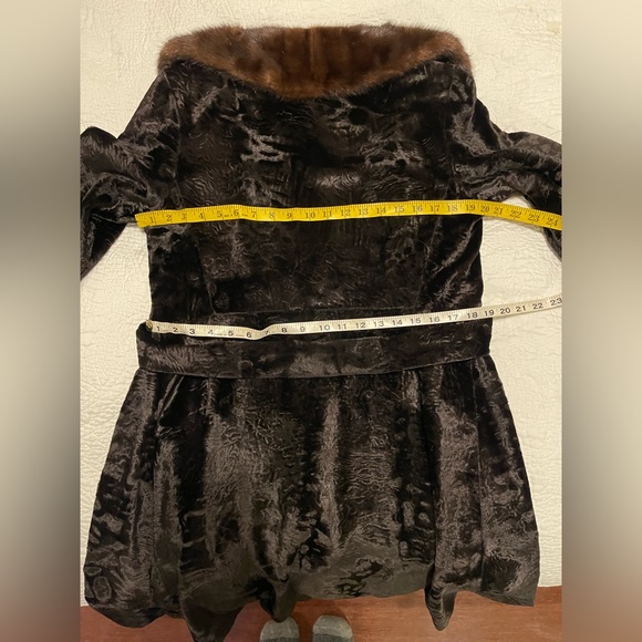 Vintage fur coat - Picture 3 of 13